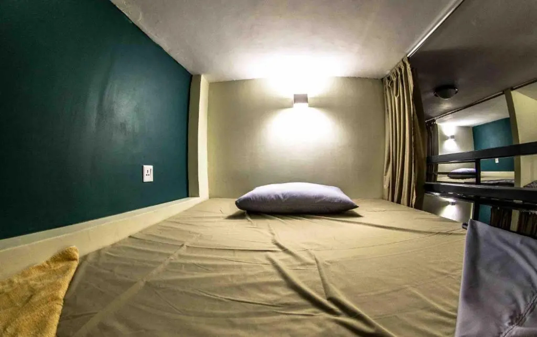 Nest Beach Club - Hostel