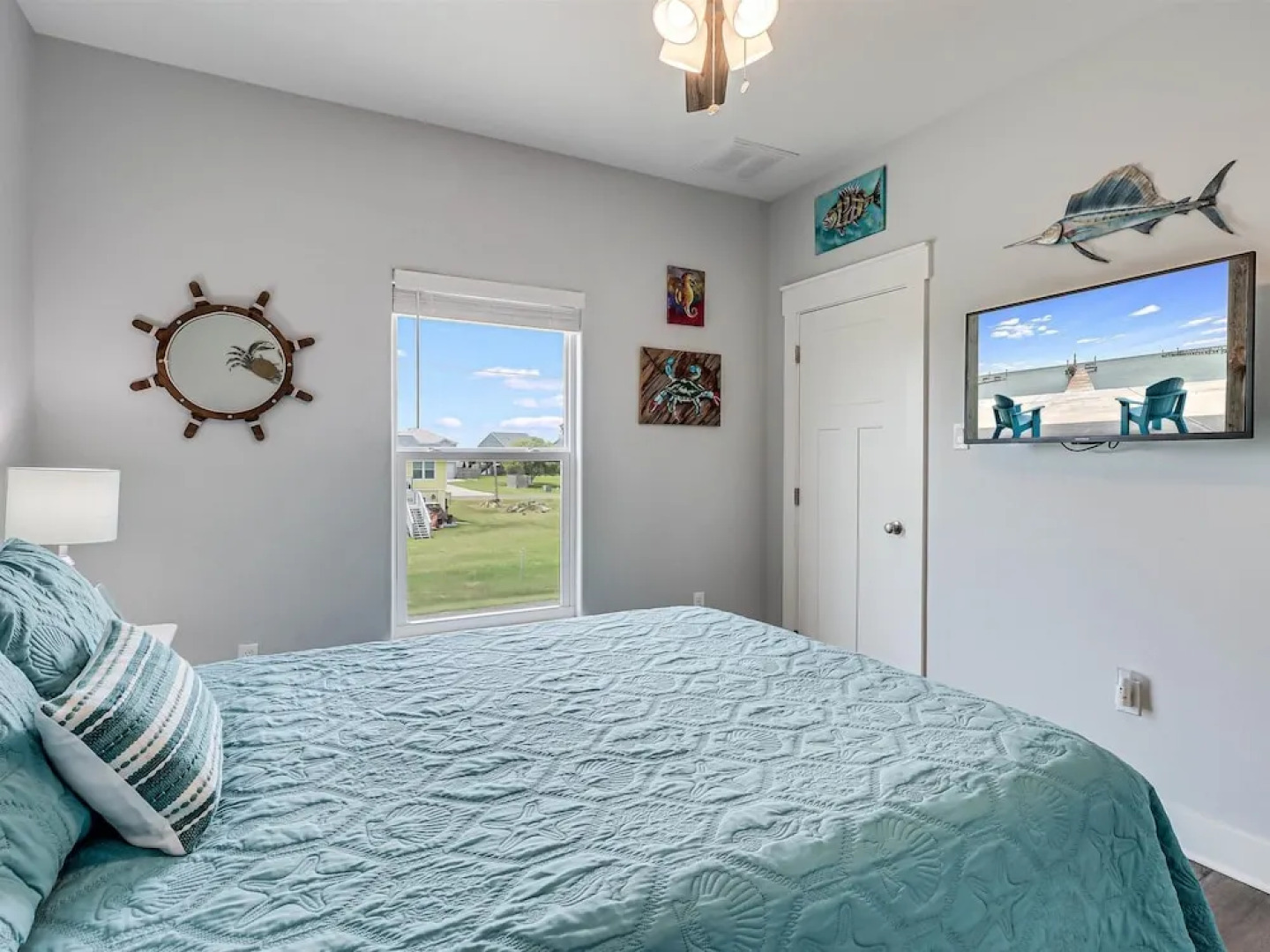 Copano Hooked 4 Bedroom Home by RedAwning