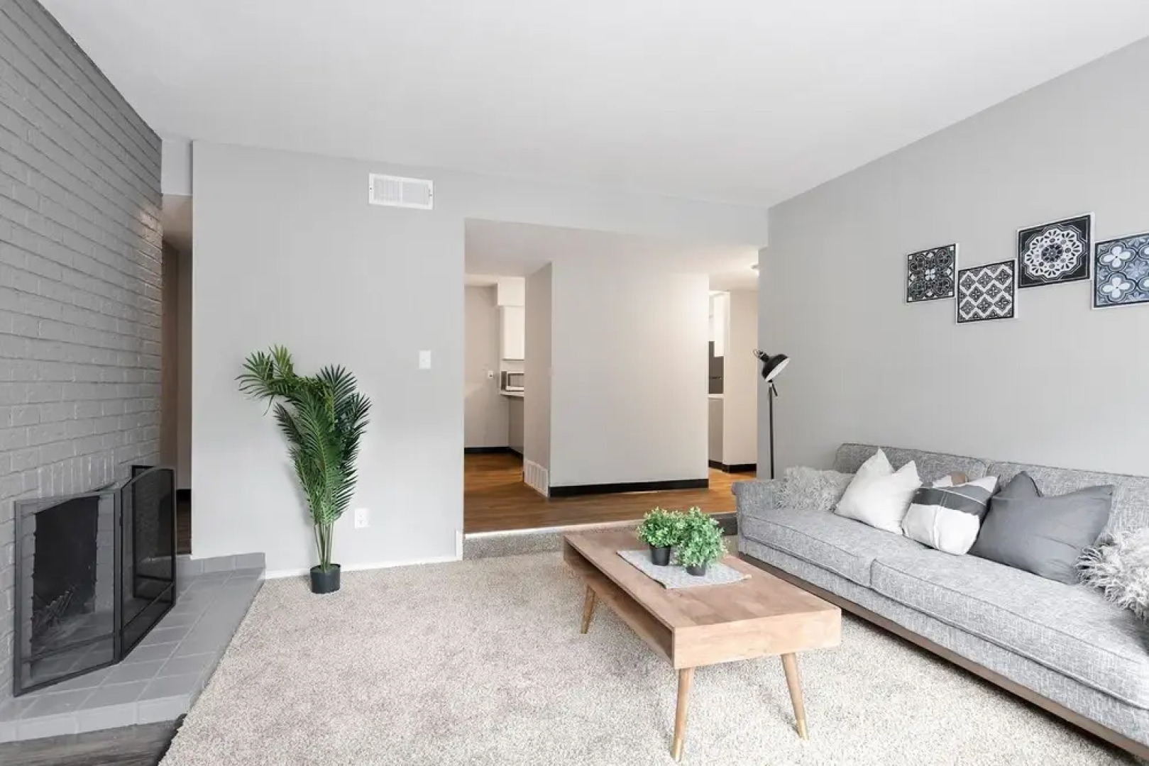 The Relaxing Lakeside Suites