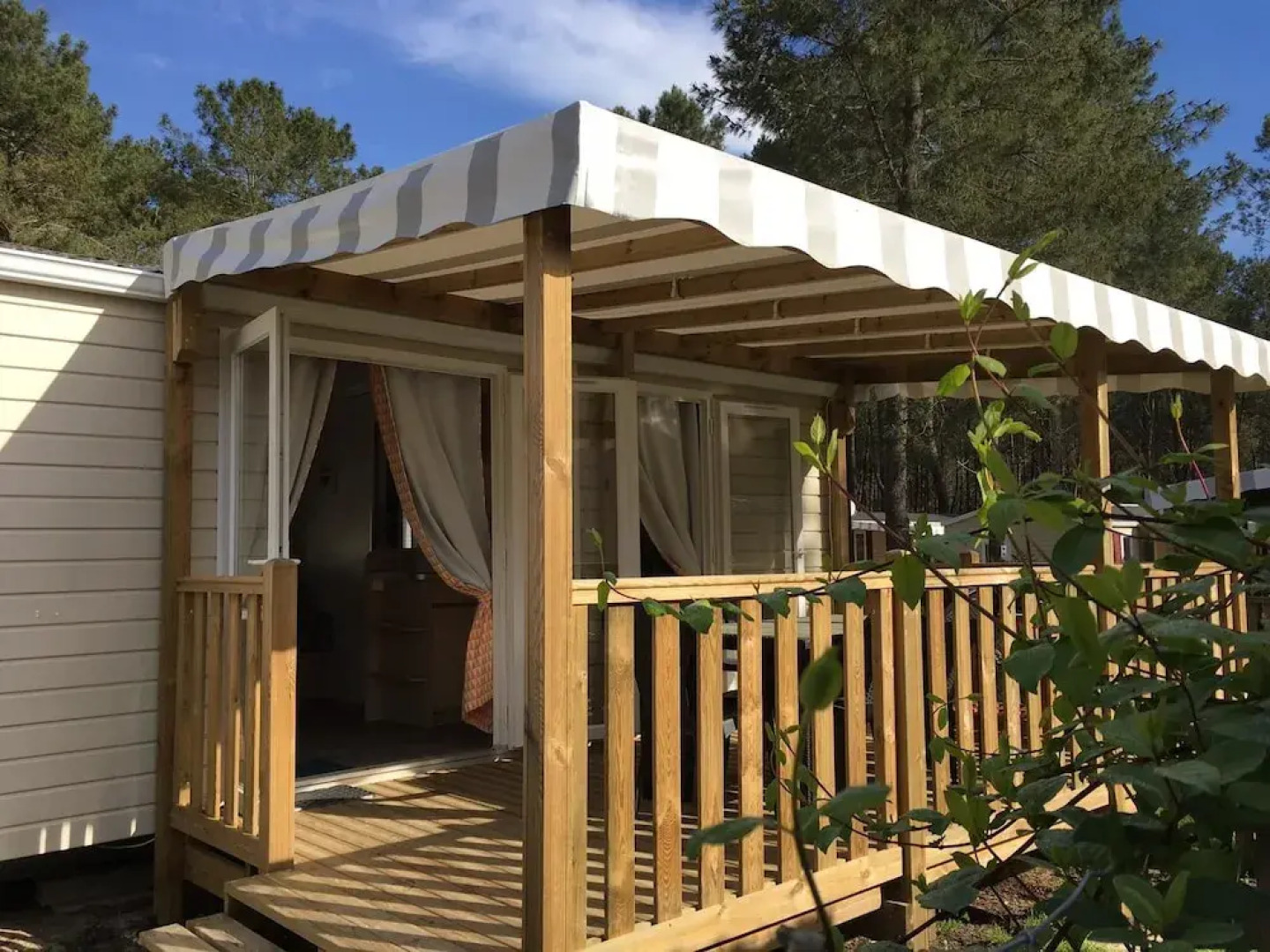 Property With 2 Bedrooms in Saint-julien-en-born, With Shared Pool, Furnished Garden and Wifi - 3 km From the Beach