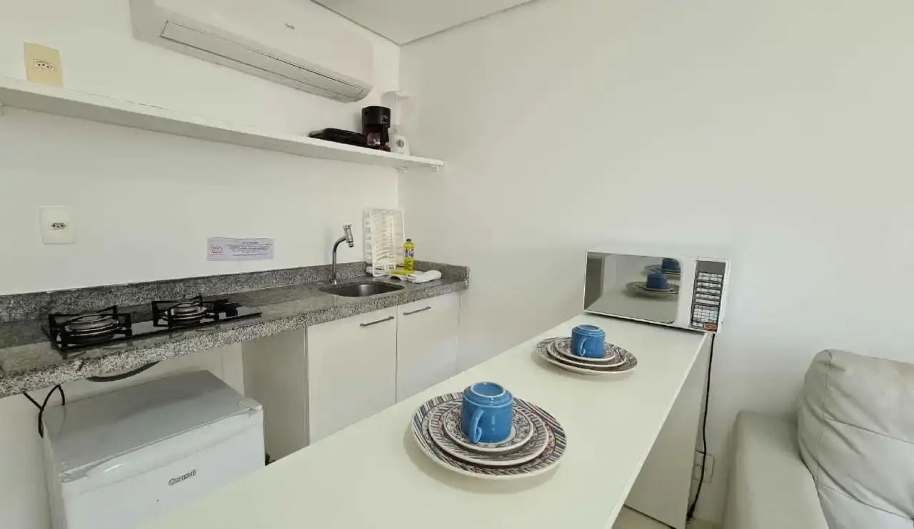 Laguna Beach Flat by AFT