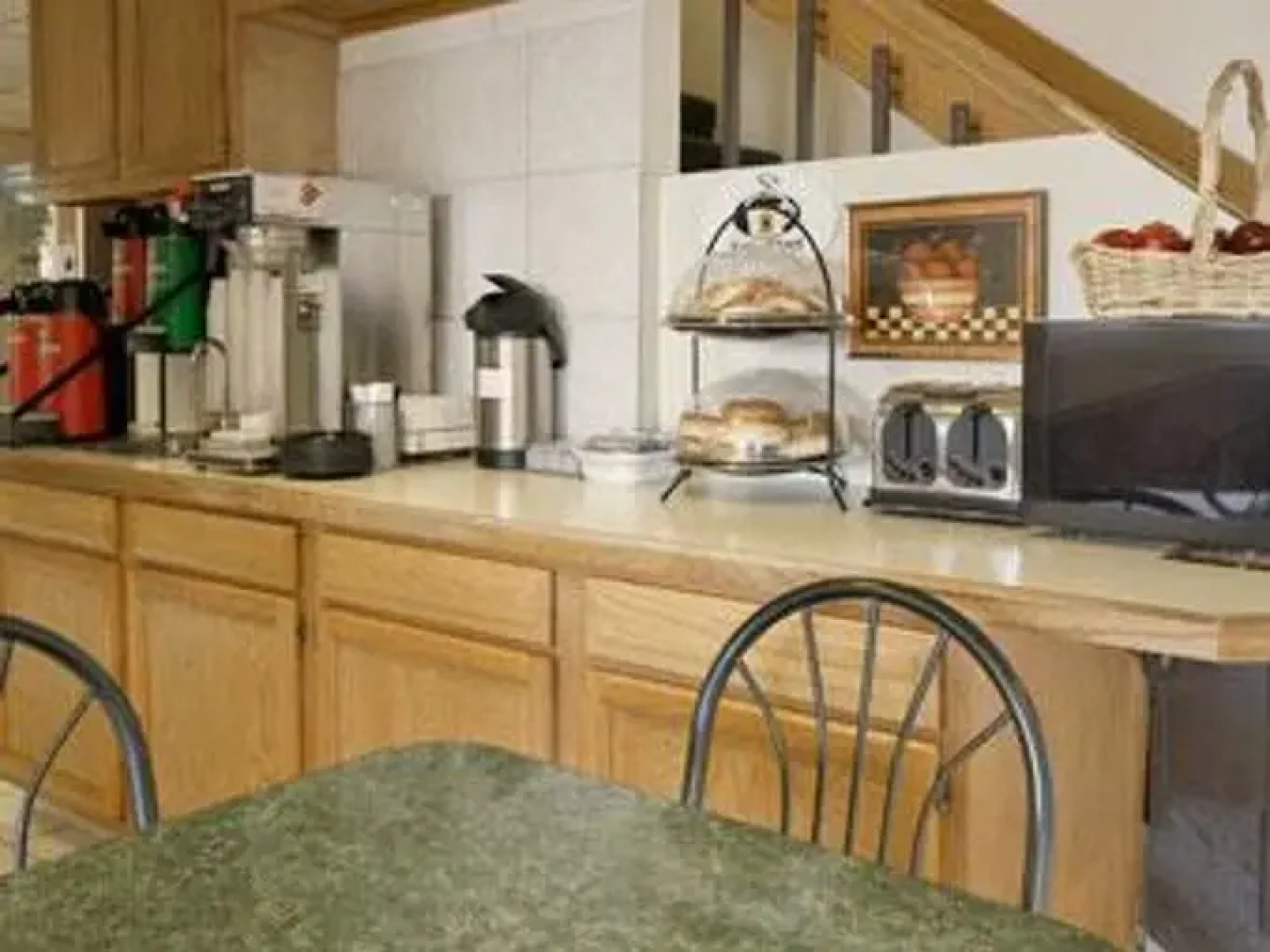 Super 8Longmont/Del Camino