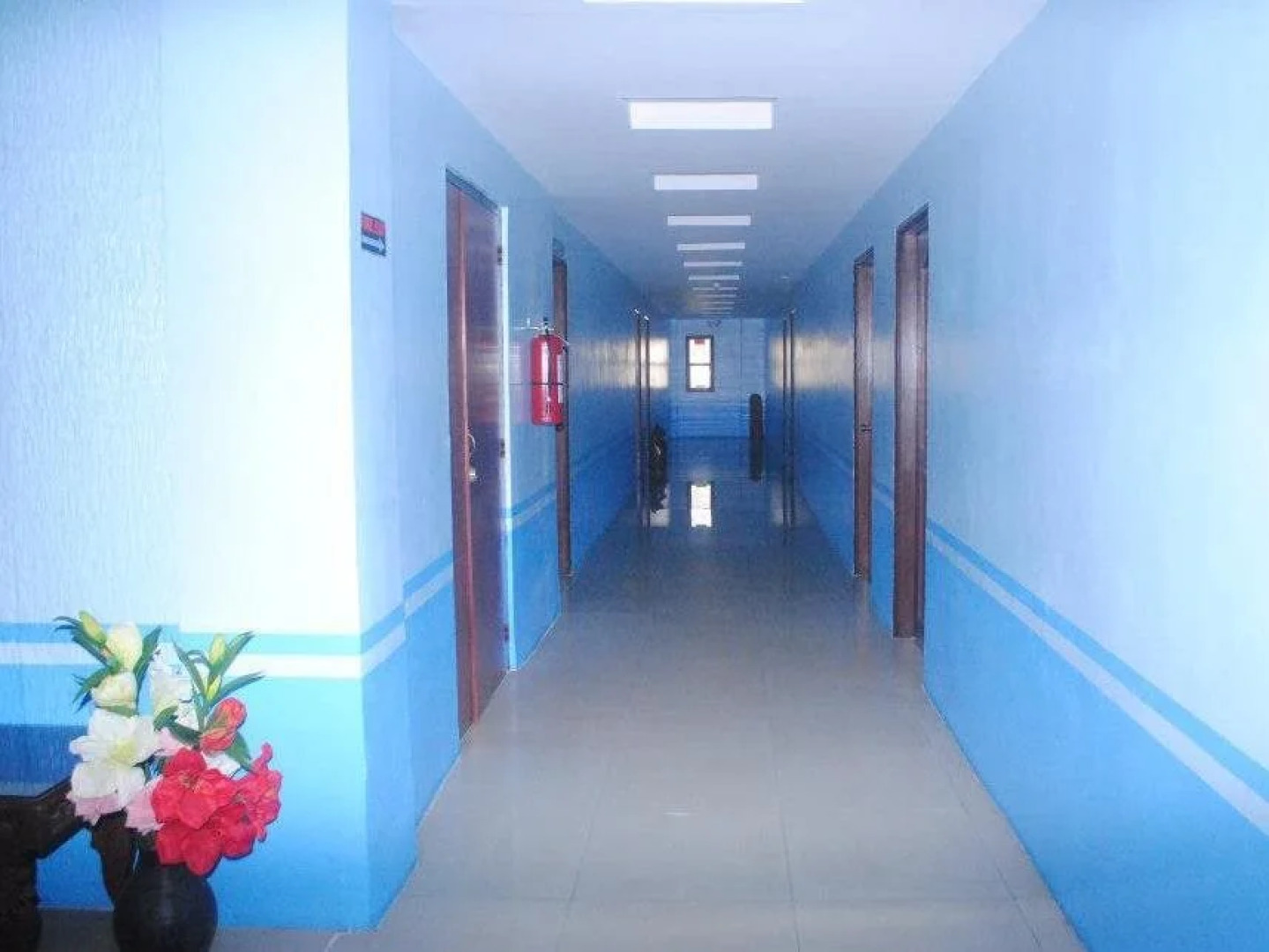 Royal Crest Hotel Restaurant and Sports Centrum