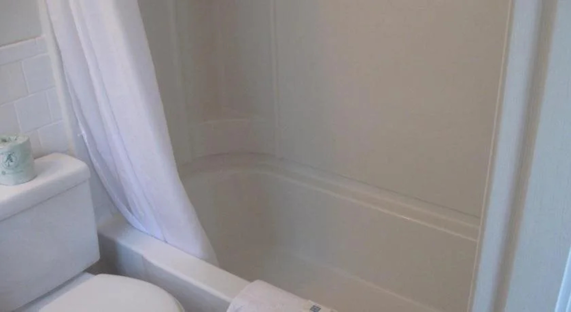 Cutty Sark Motor Lodge