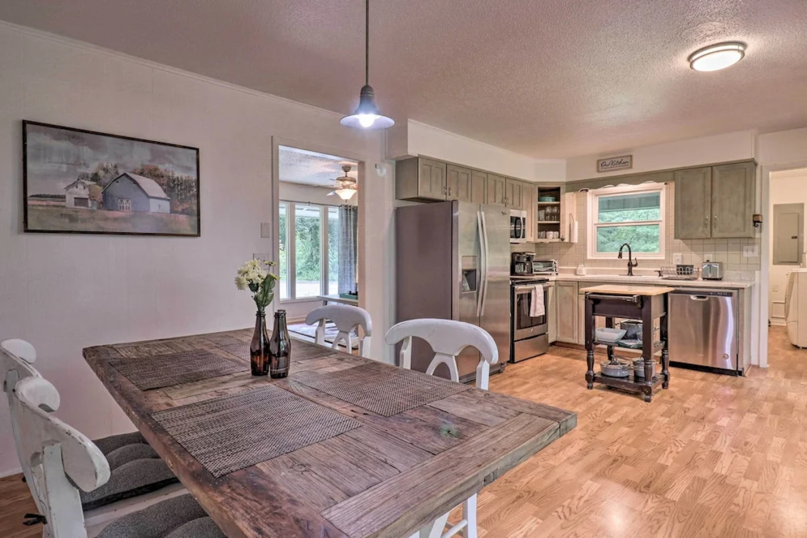 Peaceful Pisgah Forest Cottage w/ Fire Pit!