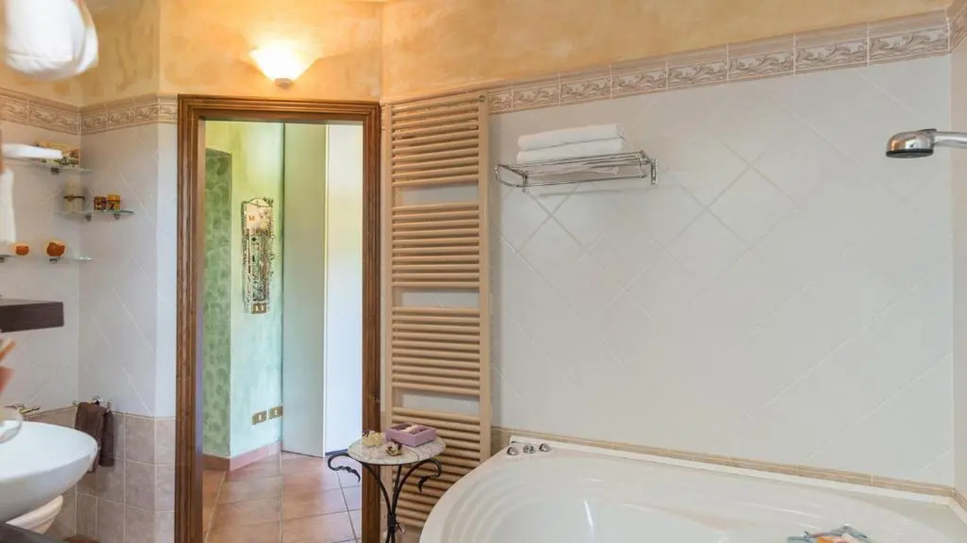 LA CASA DELL'ARTISTA 6, Emma Villas