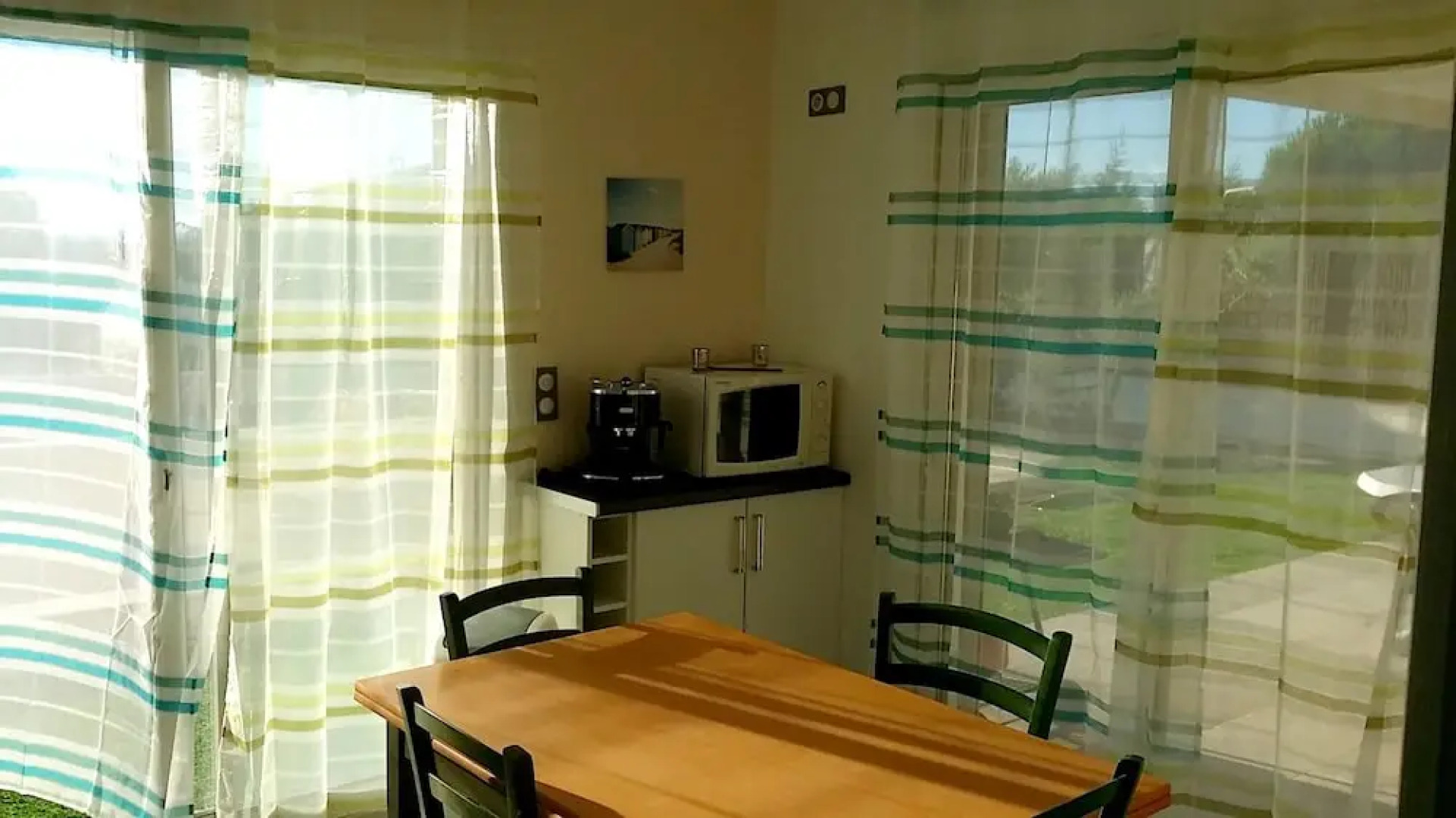 Studio in Villeneuve-lès-avignon, With Wonderful Mountain View, Pool A