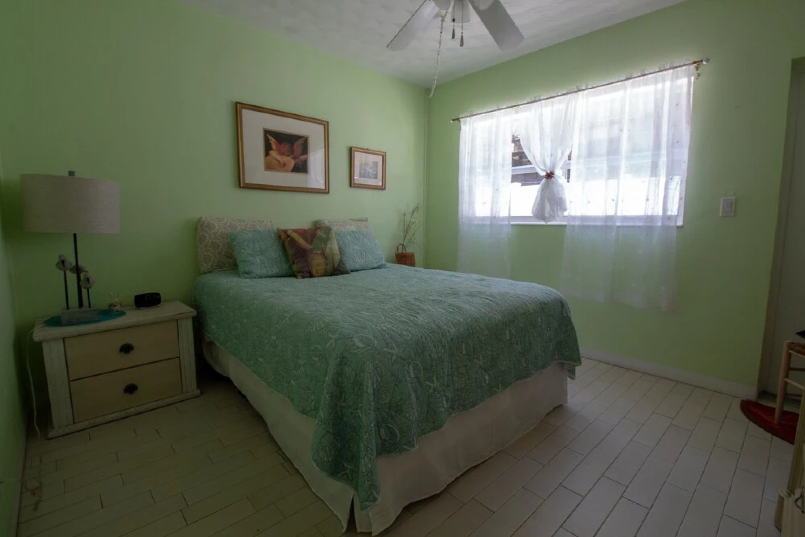 Hillsboro Haven 1-1 Walk to the beach