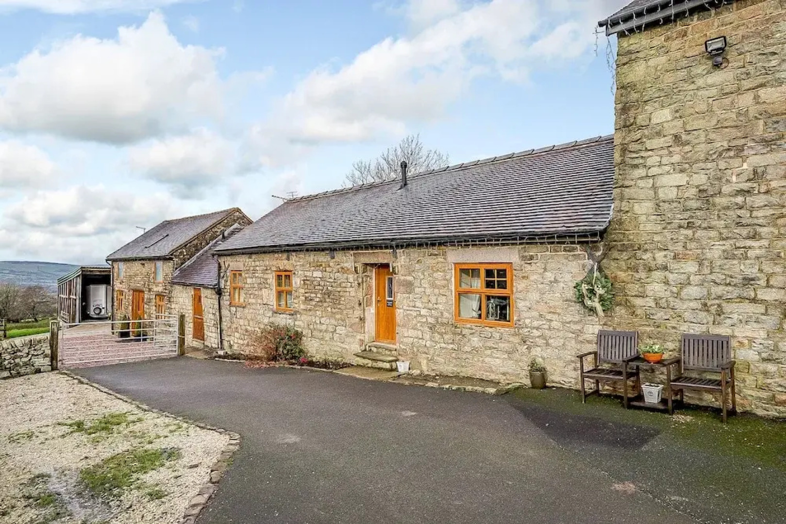 The Stables at Brambles Farm - Sleeps 2, Wifi