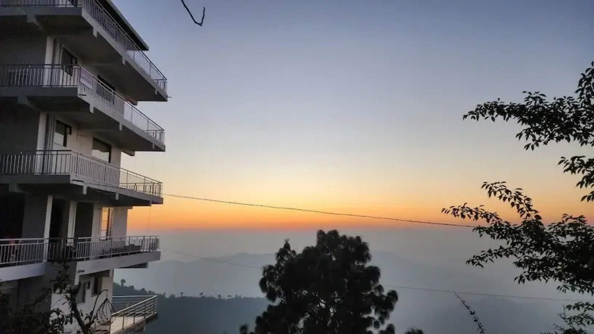 Him Hilton Luxury Hotel