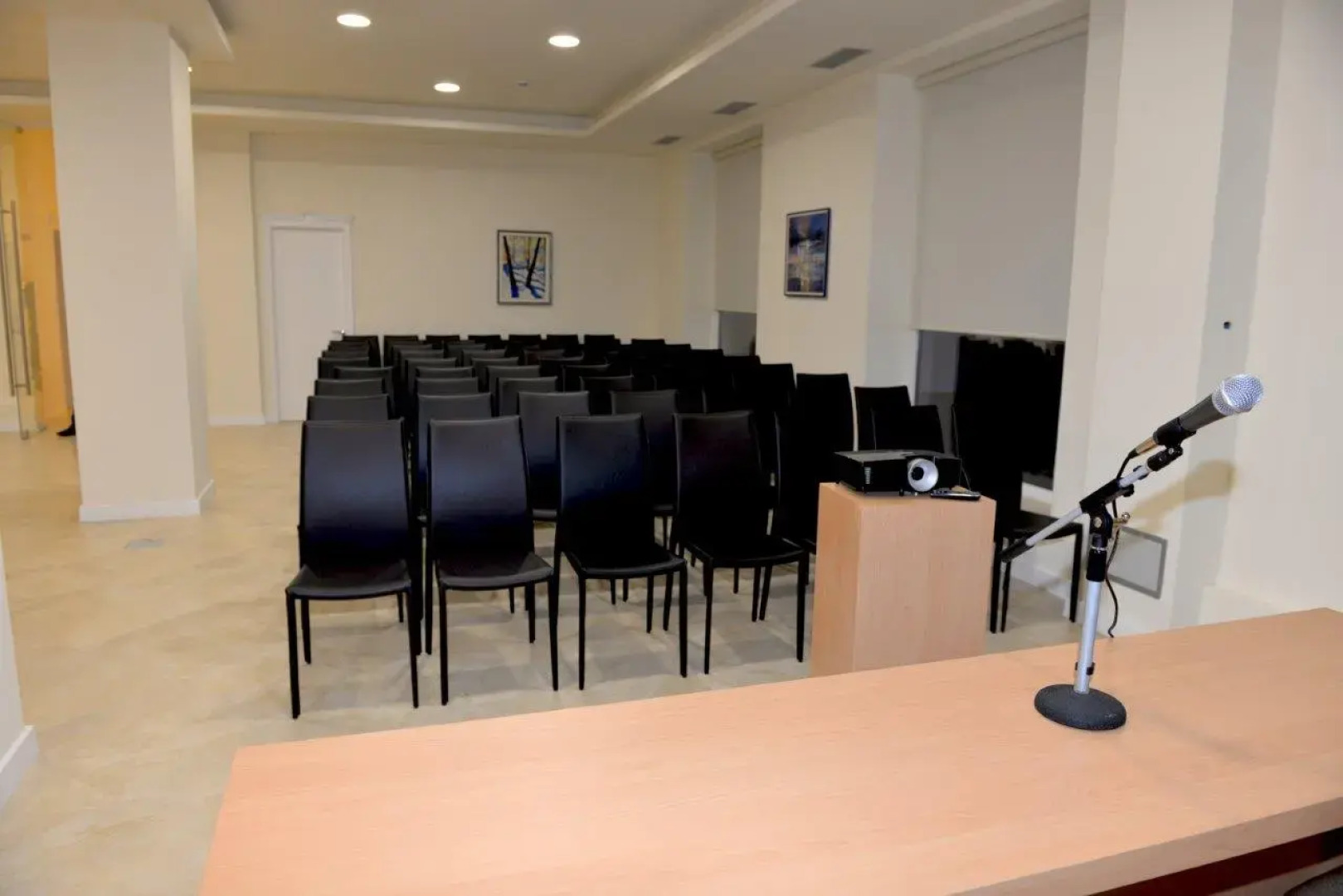 Grand White City Hotel