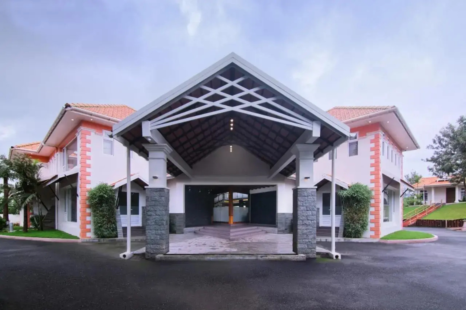 Sandalo Castle Resorts