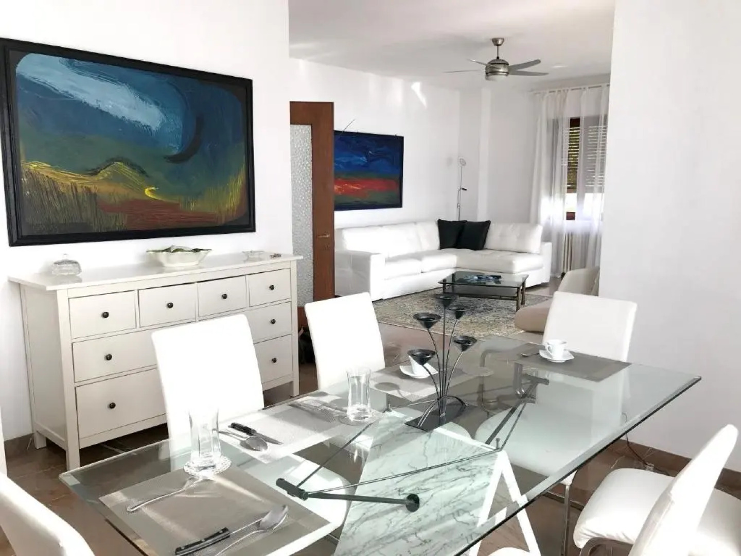 4 bedrooms villa at Ranco 100 m away from the beach with lake view private pool and enclosed garden