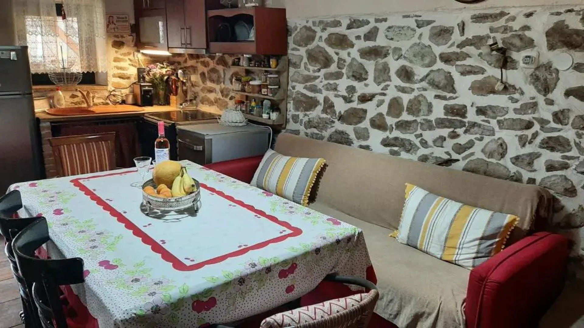 Mama's House Nea Peramos