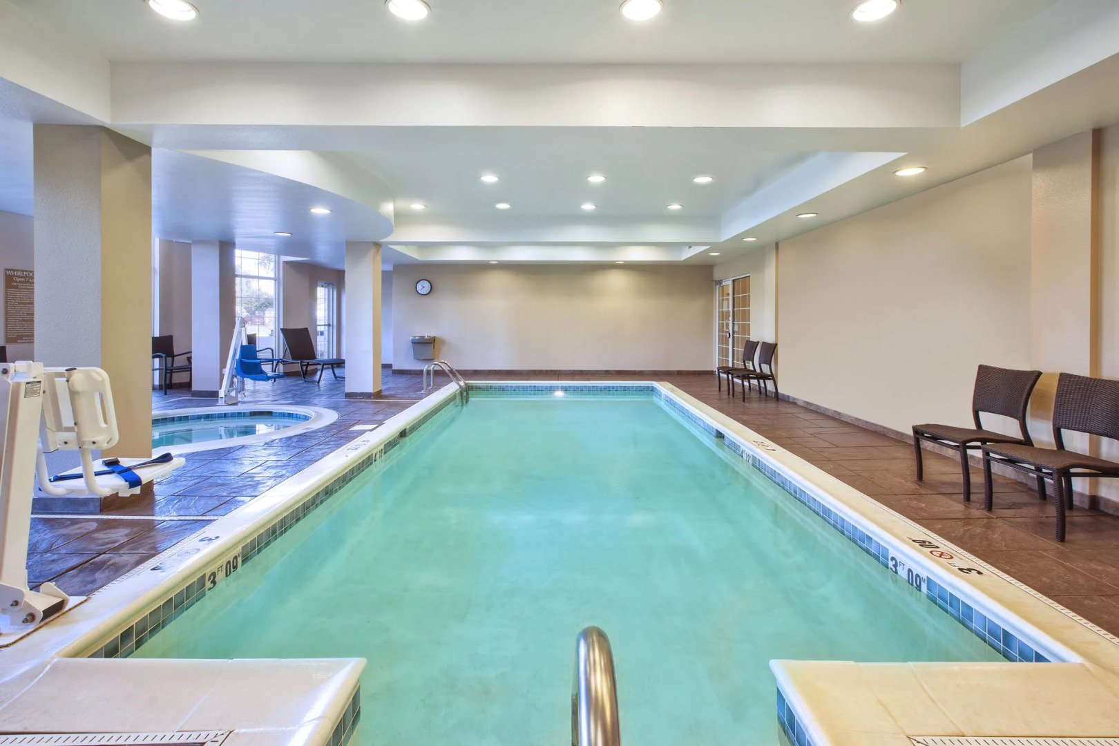 Candlewood Suites Indianapolis Airport by IHG