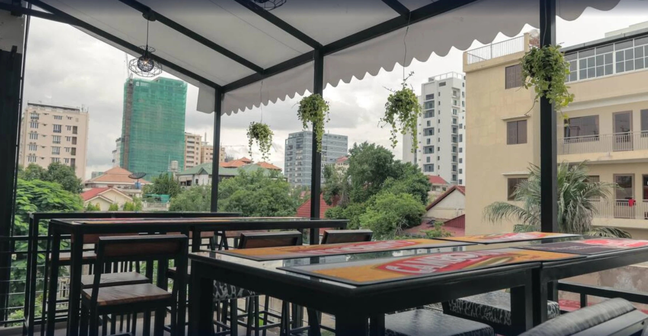 Feliz Hostel Cafe & Bar