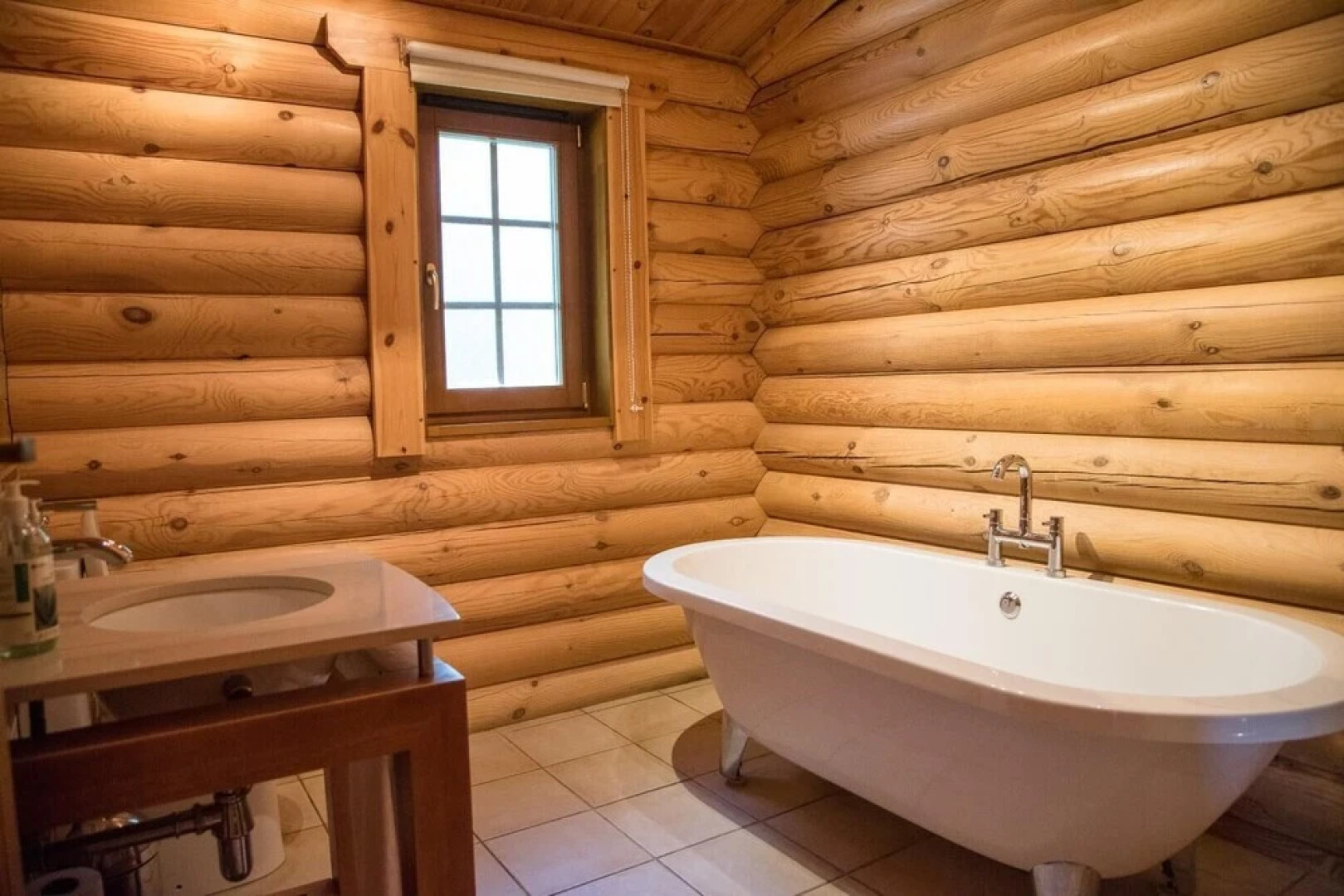 Ash Lodge With Hot Tub, Kingfishers