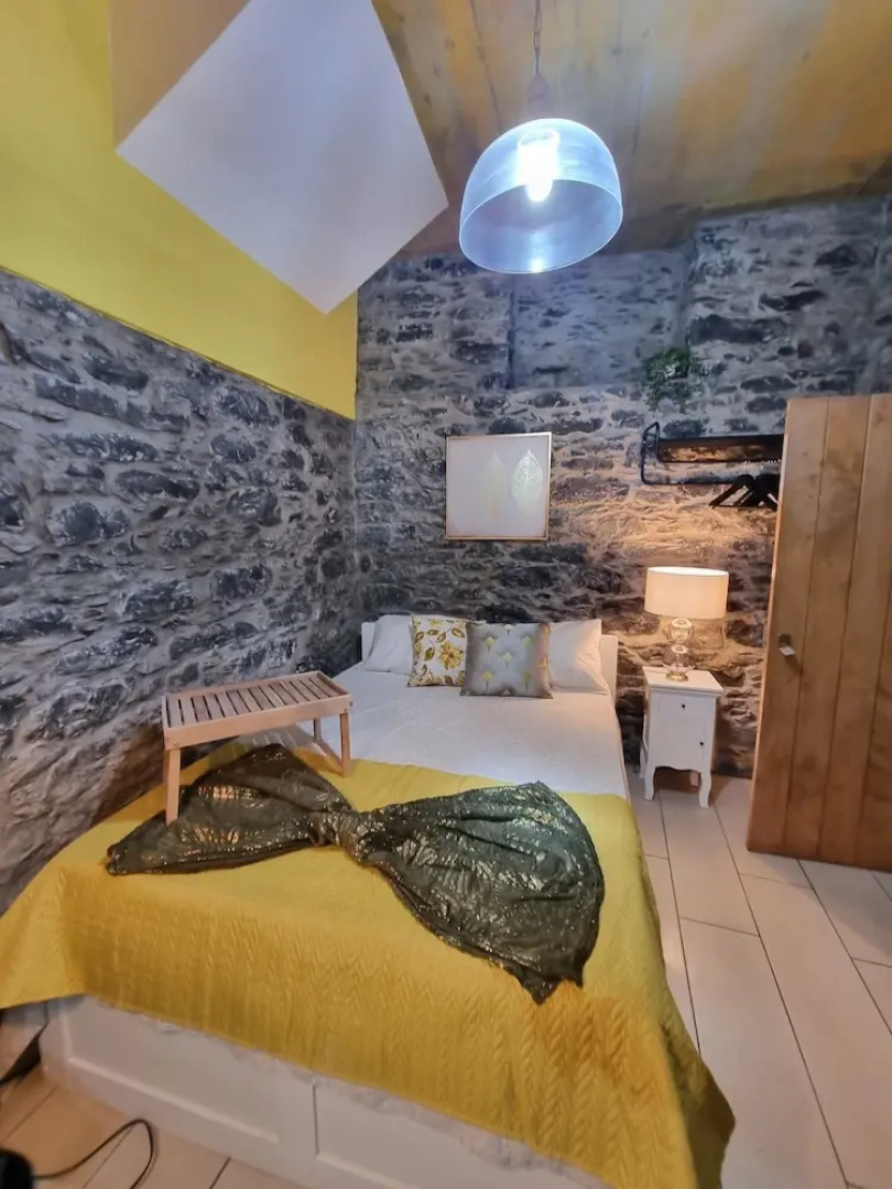 Room-discover Magical Calheta