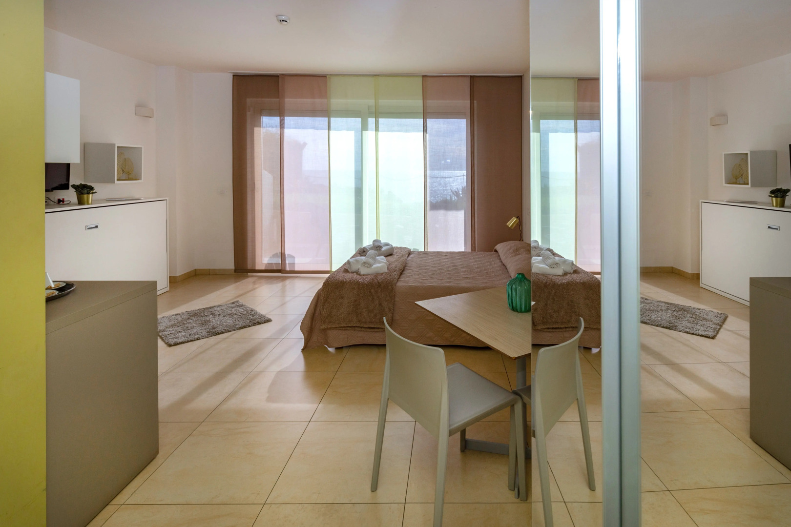 Zeus Residence Hotel