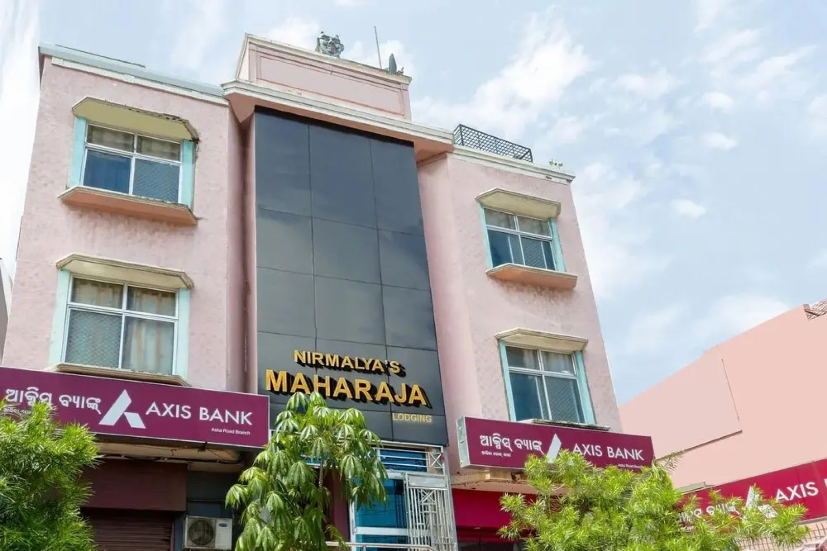 Nirmalya's Maharaja by OYO Rooms