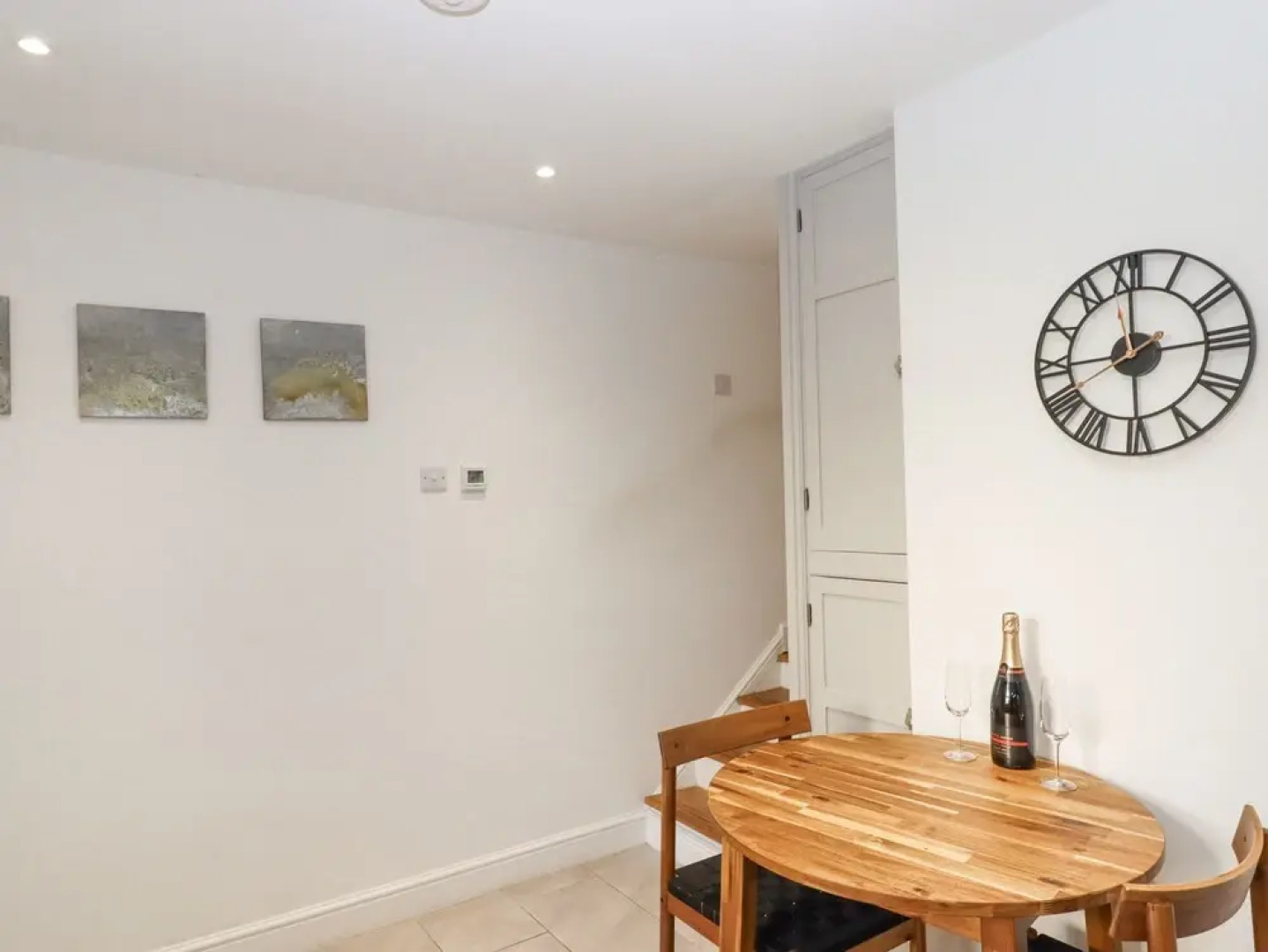 The Cottage on The Square