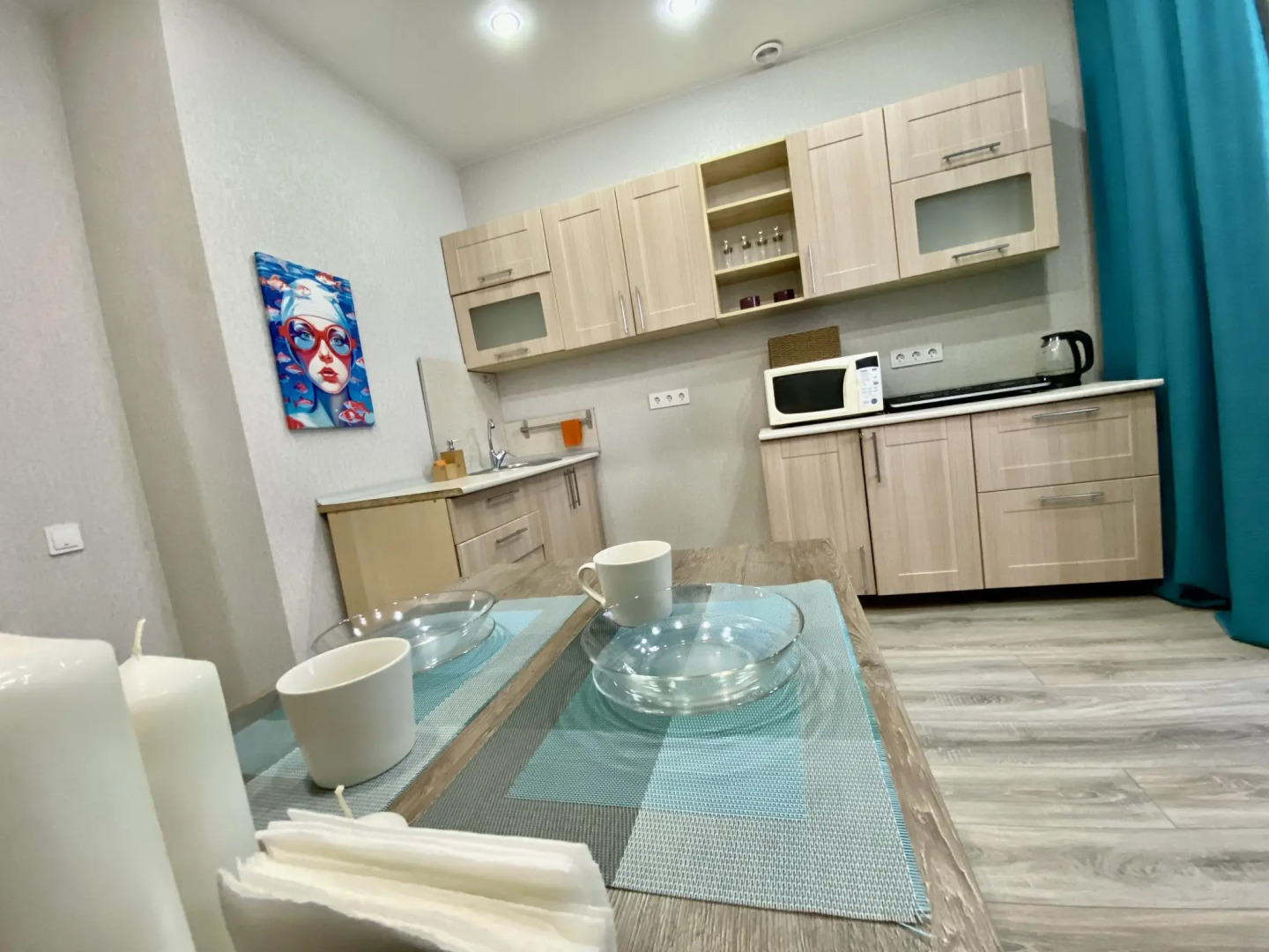 Compass (Компасс) на улице Дмитрия Менделеева