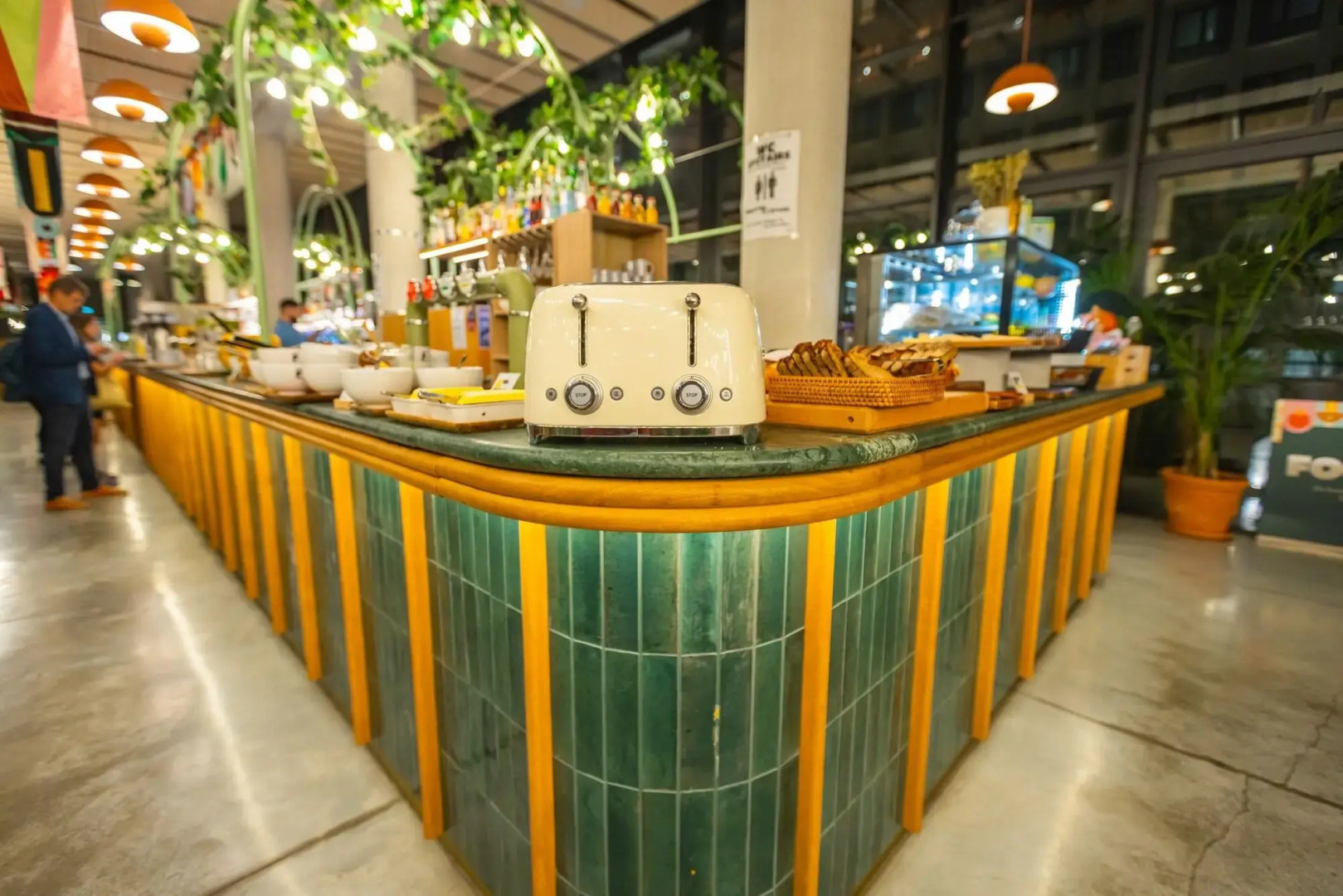 The People Paris Marais