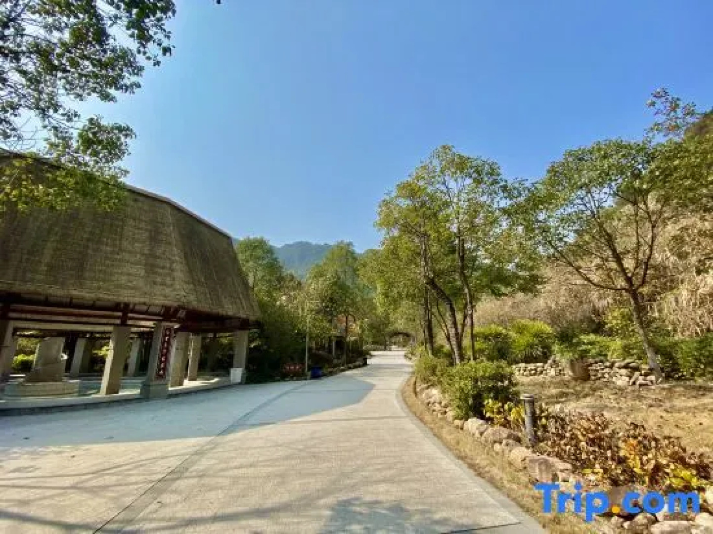 Xinfeng Utop Spring Primeval Forest Resorts