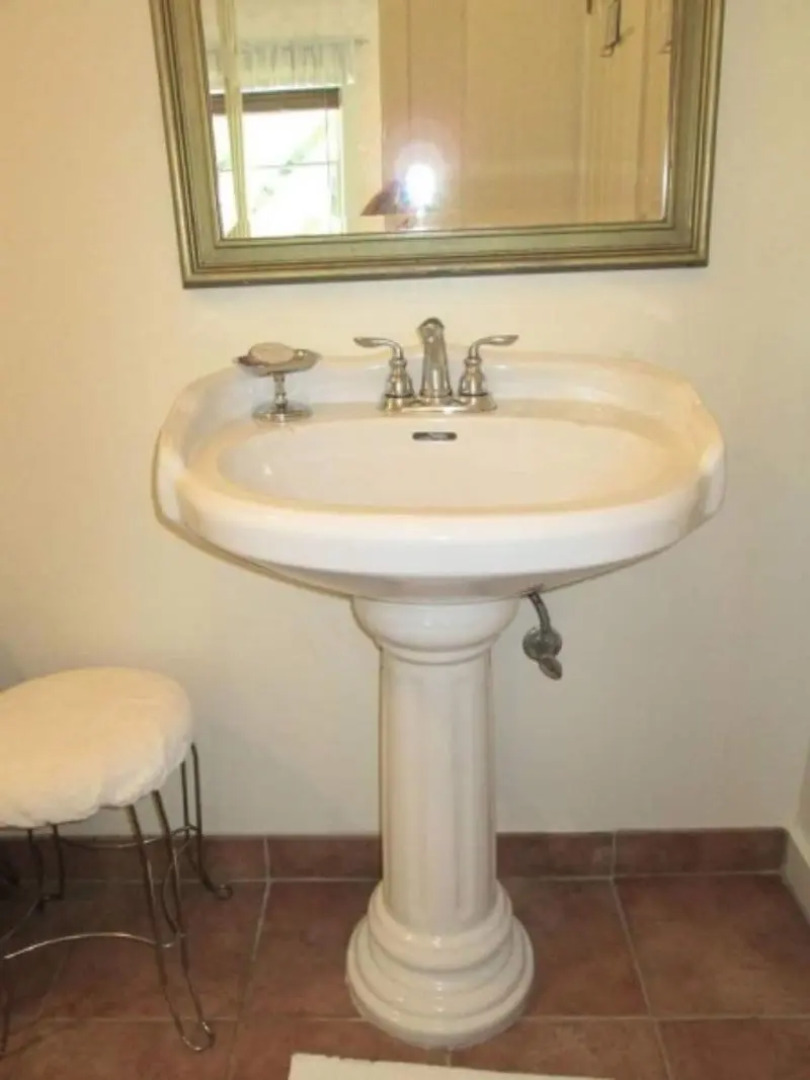 Secret Garden Inn and Cottages