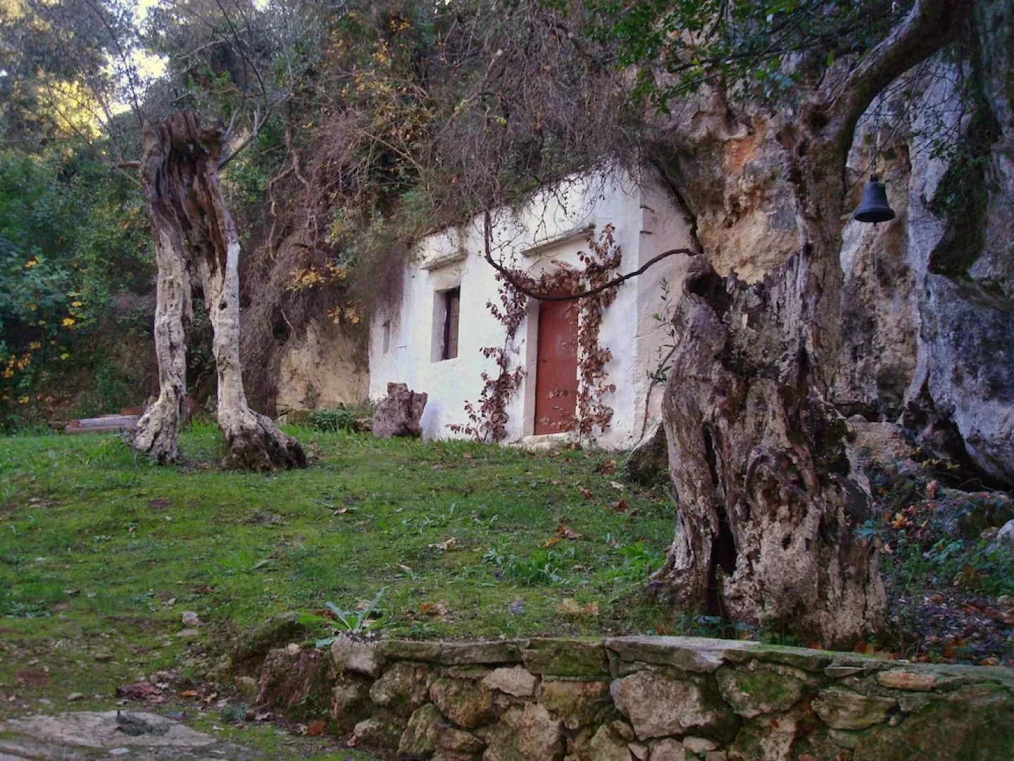 Ideal for 2 families, small village close to beaches