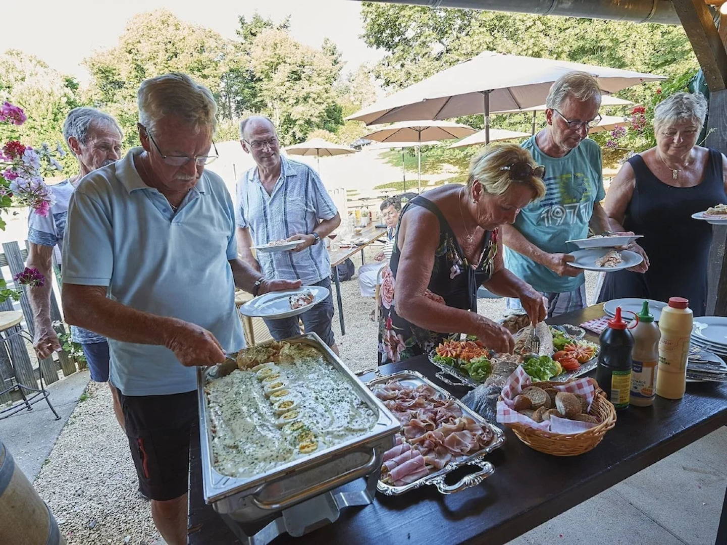Charming House With a Covered Terrace Near Gourdon