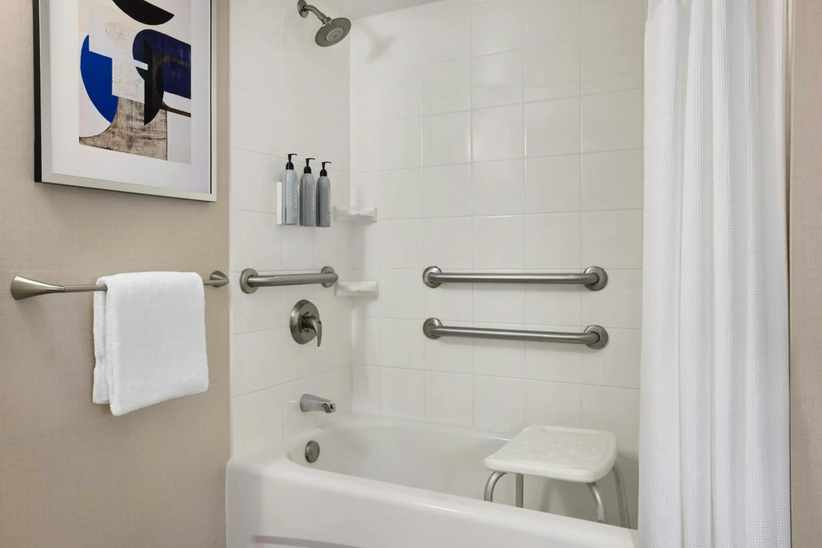 Courtyard by Marriott Los Angeles - Sherman Oaks
