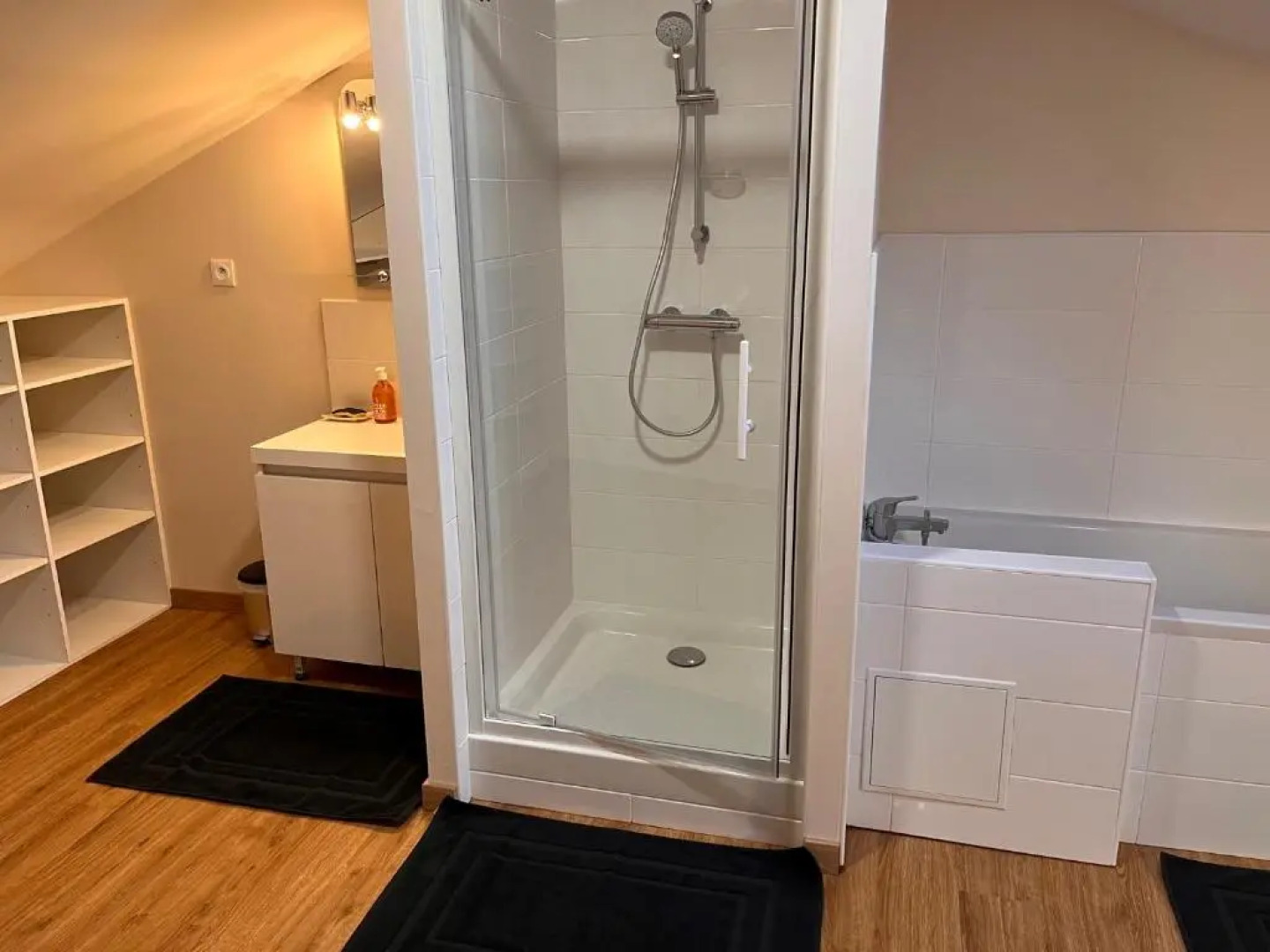 Domaine clos et arboré de 3 ha avec deux maisons