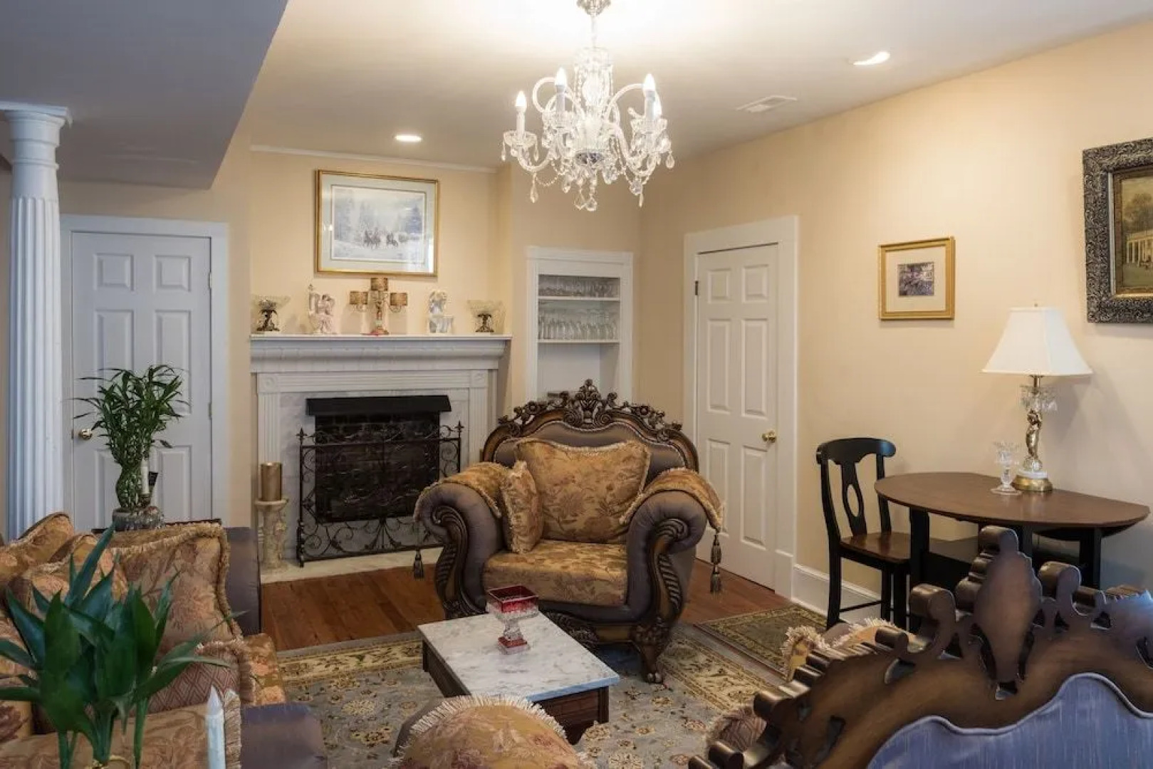 Dennison Street Inn Bed & Breakfast