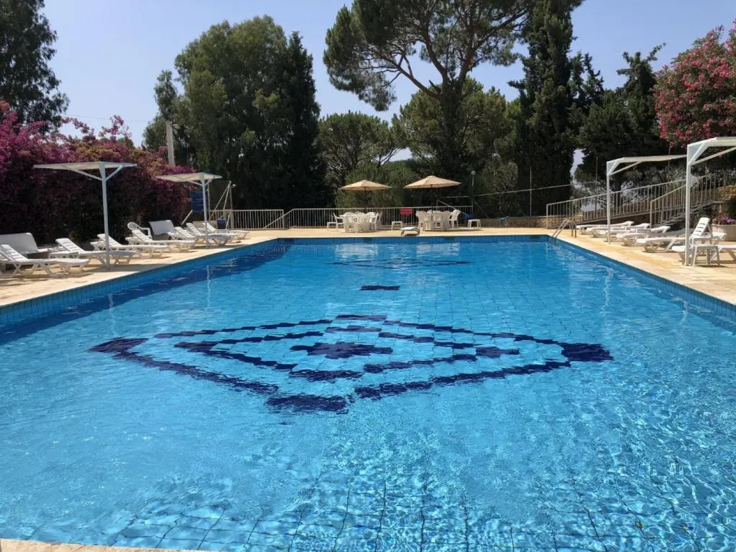 Splendid Valley & Sea View