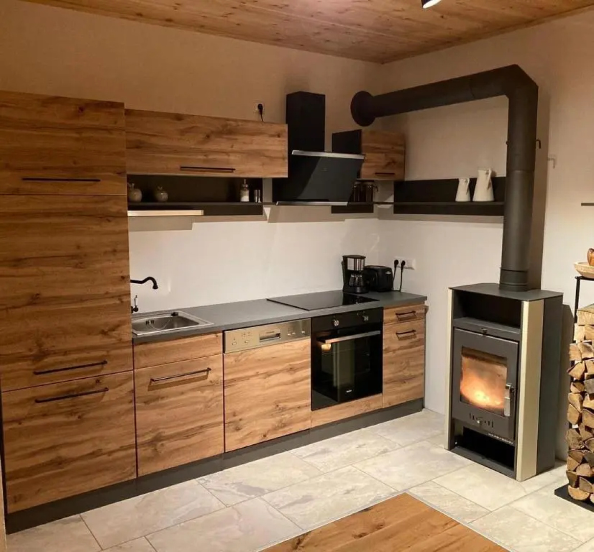 Zirben Appartement zwischen Berg und See