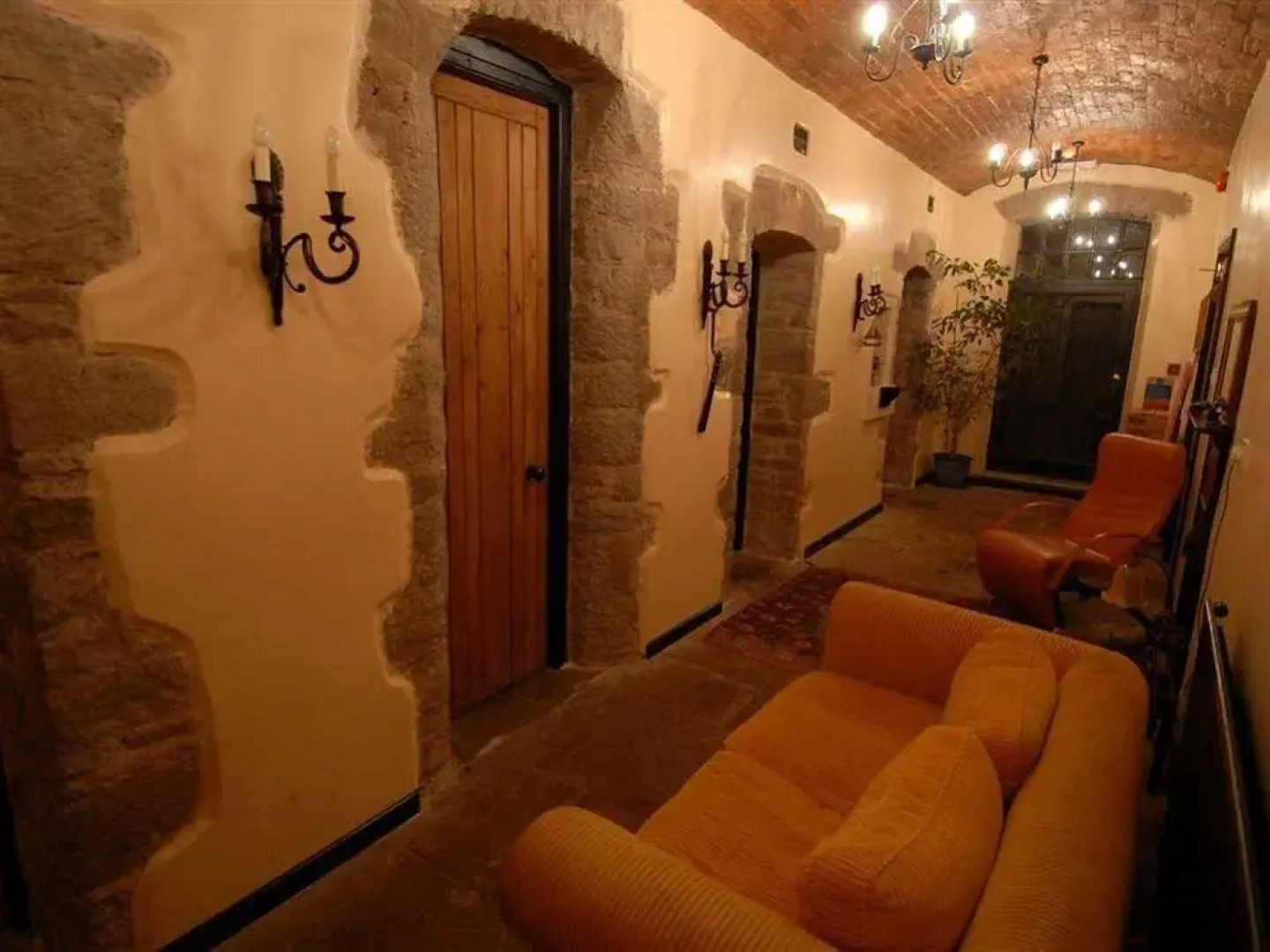 The Old Court - Guest house