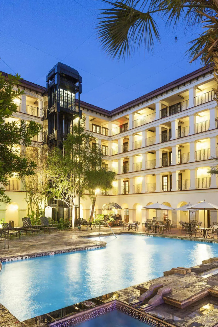 Estancia del Norte San Antonio, Tapestry Collection by Hilton