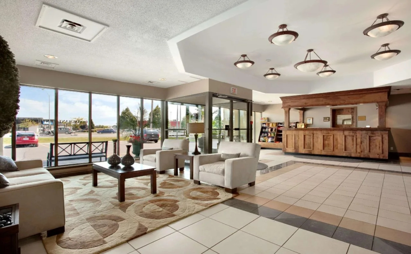 Travelodge Kingston LaSalle Hotel