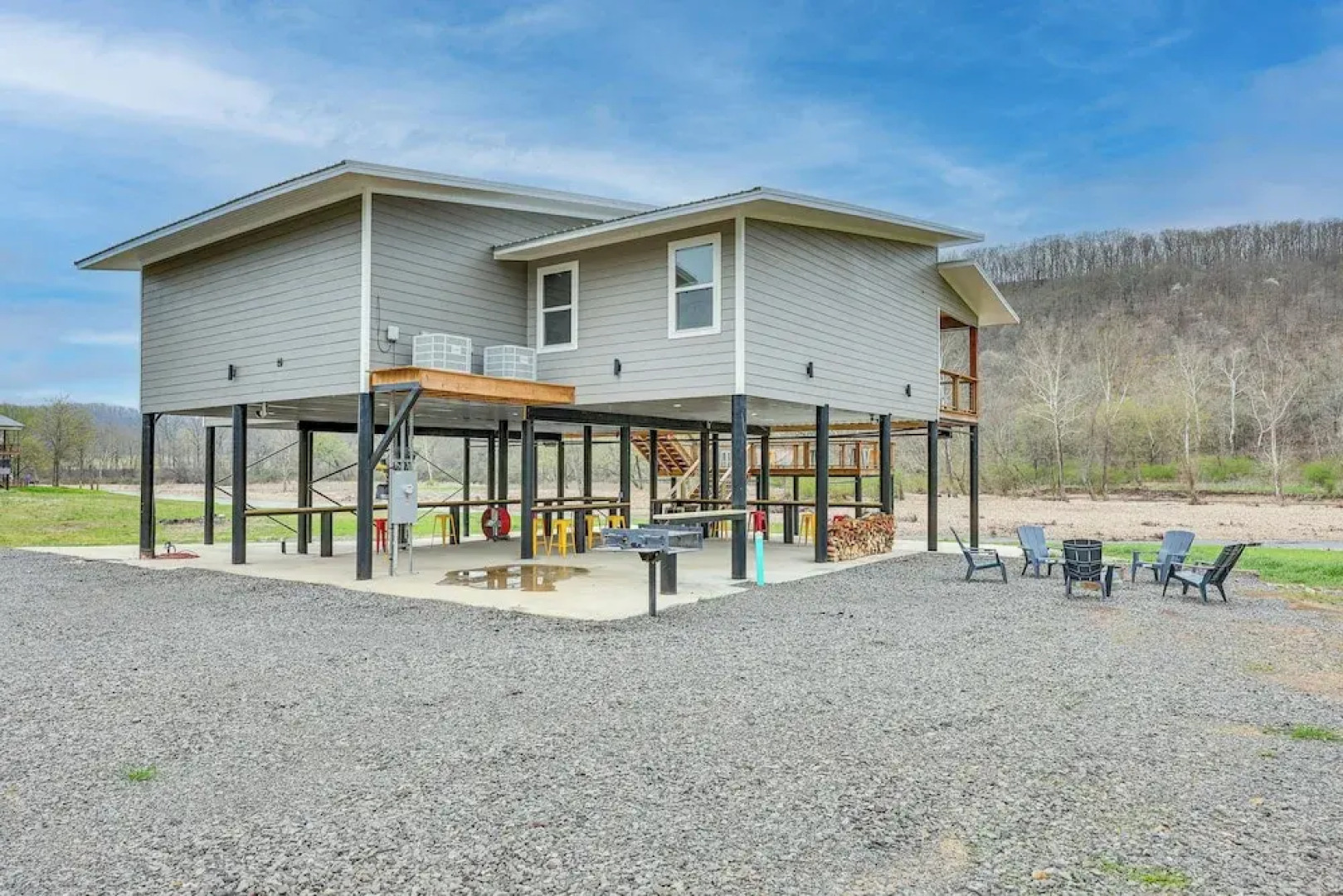 Riverfront 'caddo Shack' Home w/ Views & Fire Pit