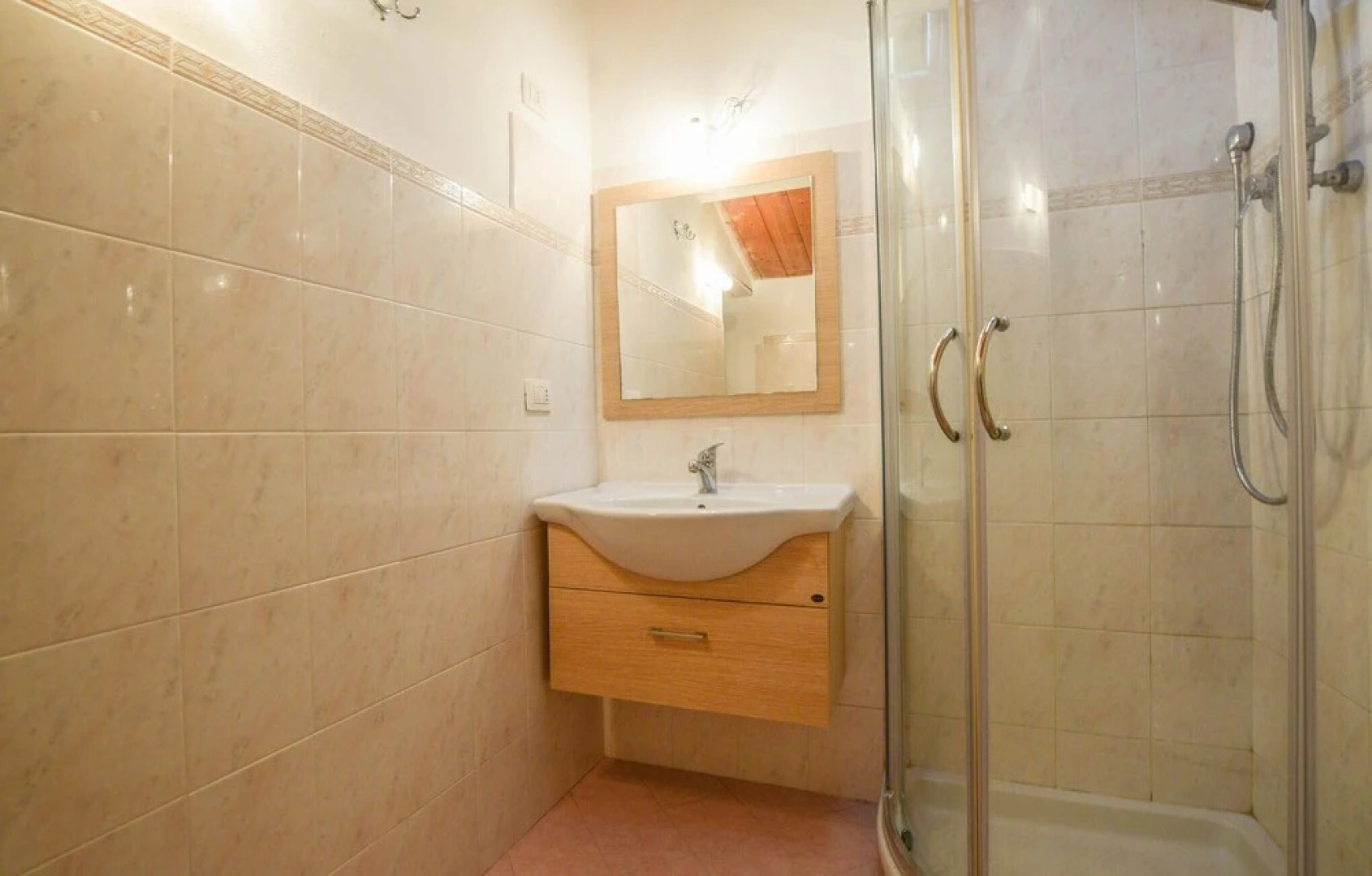 Beautiful Apartment in Cecina With 1 Bedrooms