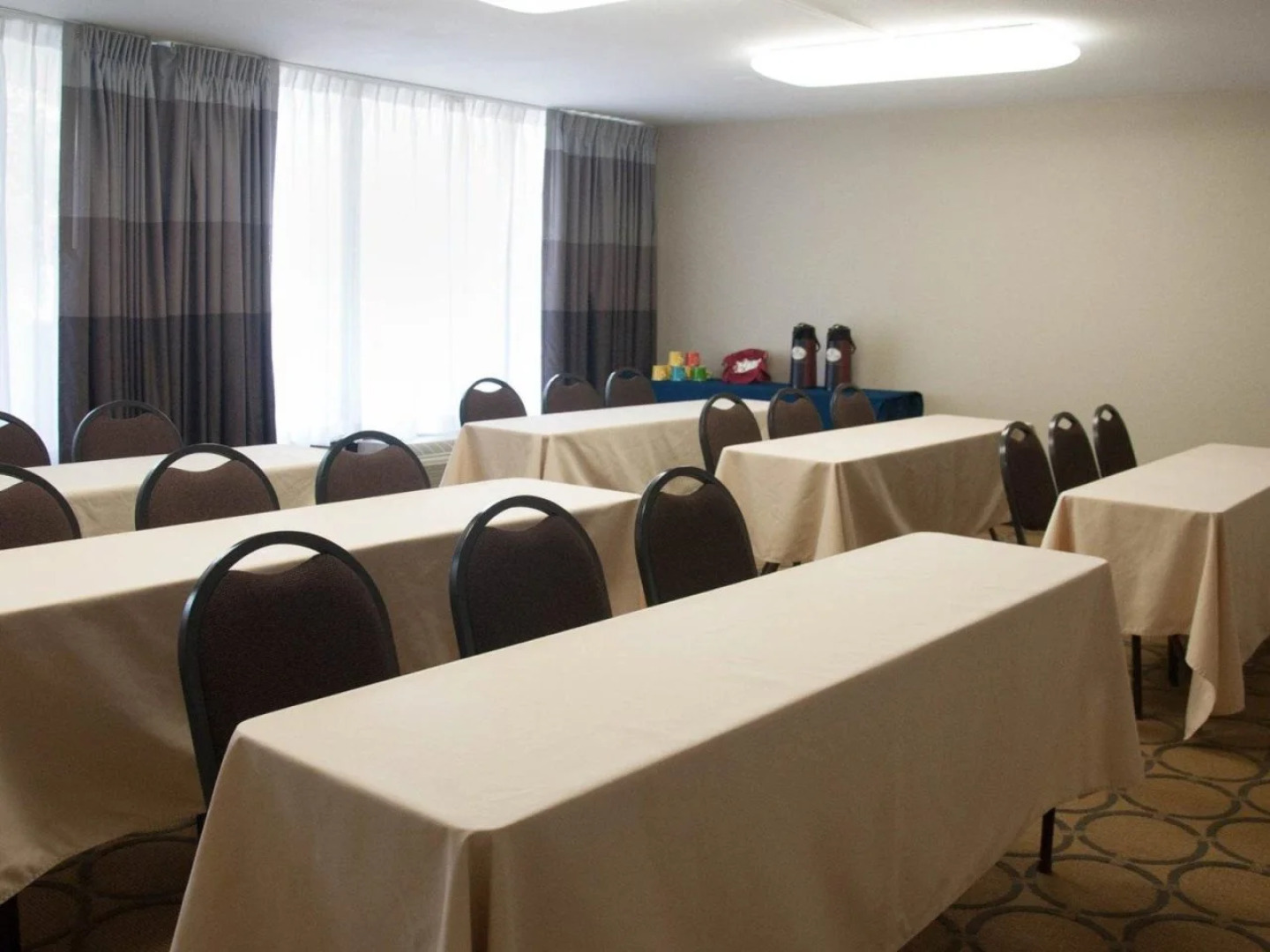 Inn Phoenix  Airport