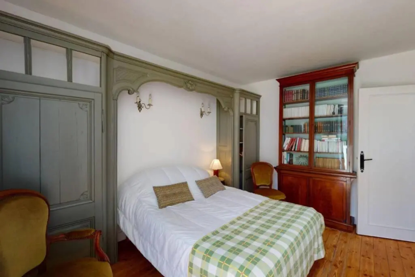 Le Vieux Colombier, 4 étoiles Face mer SPA OPTION billard accès plage, société La clef decamp