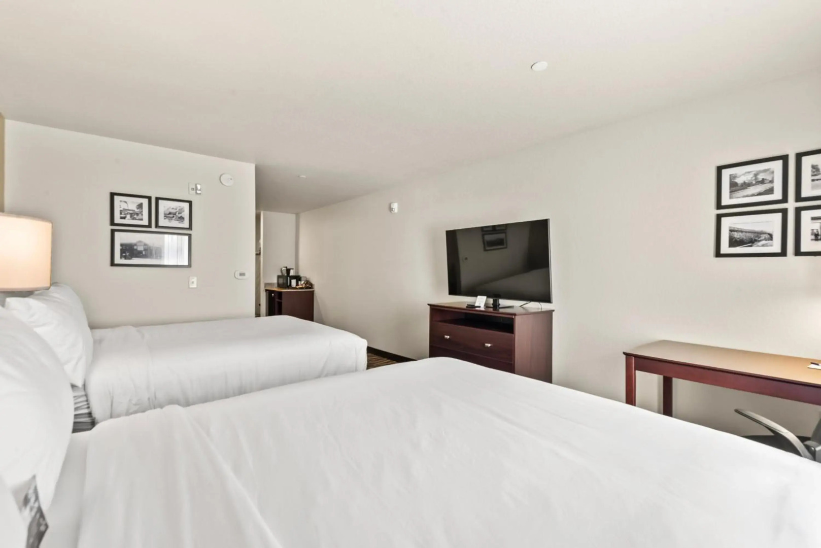 Cobblestone Hotel & Suites - Cullman