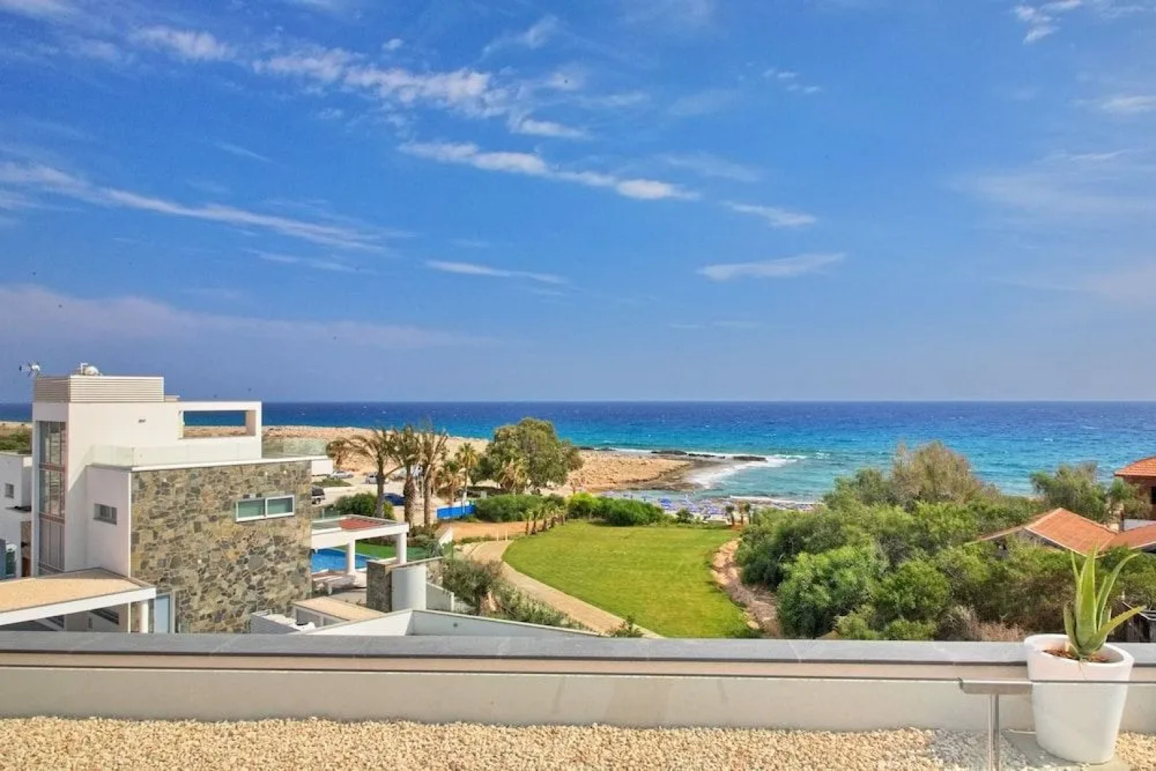 Sea Pearl Beachfront Elite Residences