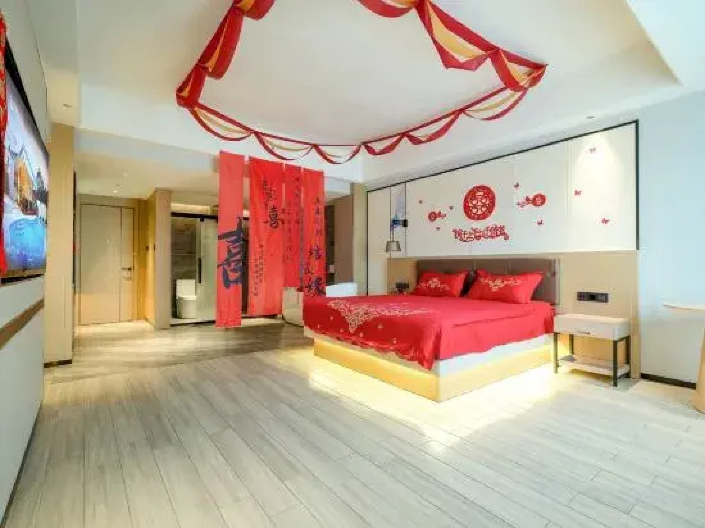Sheng Karen International Hotel (Lingao Station Branch)