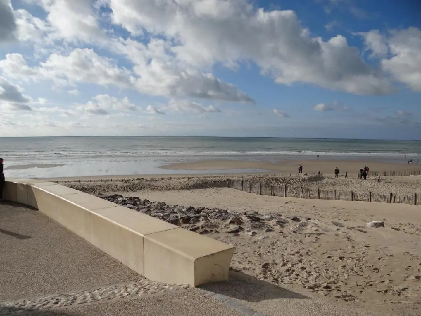 Appartement Ste Cécile à 50 mètres de la plage