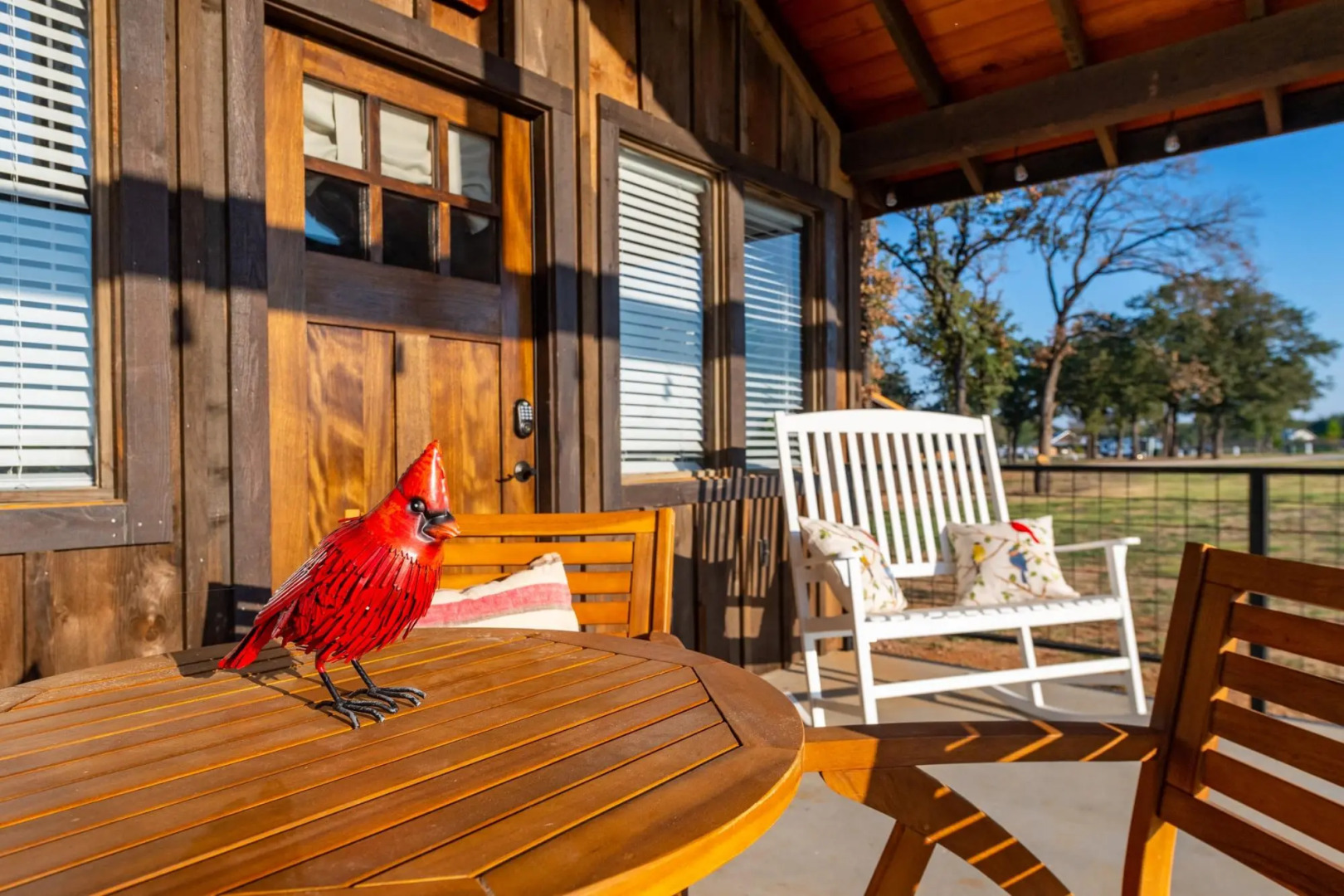 The Cardinal Cabin 15MIN to Magnolia & Baylor