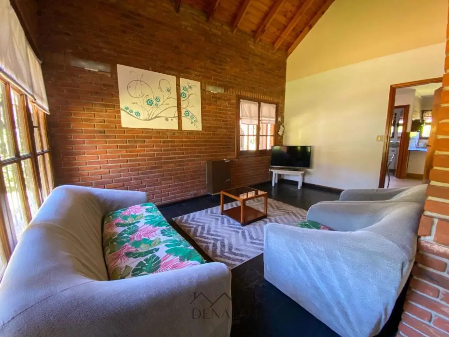 Cabaña Tinta Roja II