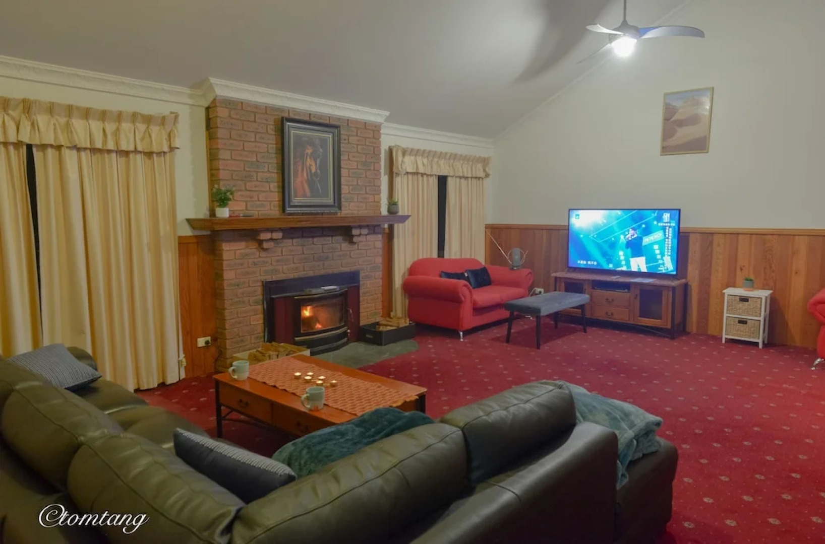 Castle at Lakes Entrance